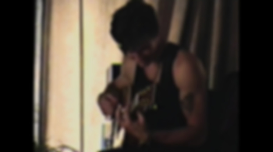 Shawn Mendes: In Wonder backdrop