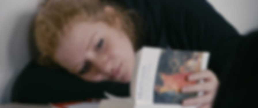 Blue Is the Warmest Colour backdrop