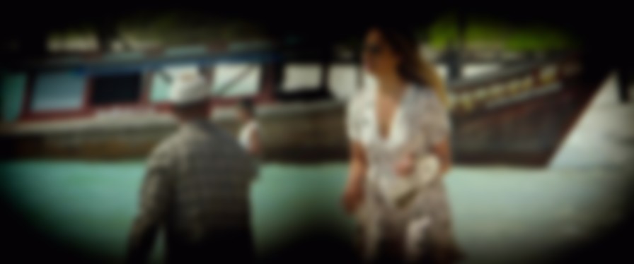 Mechanic: Resurrection backdrop